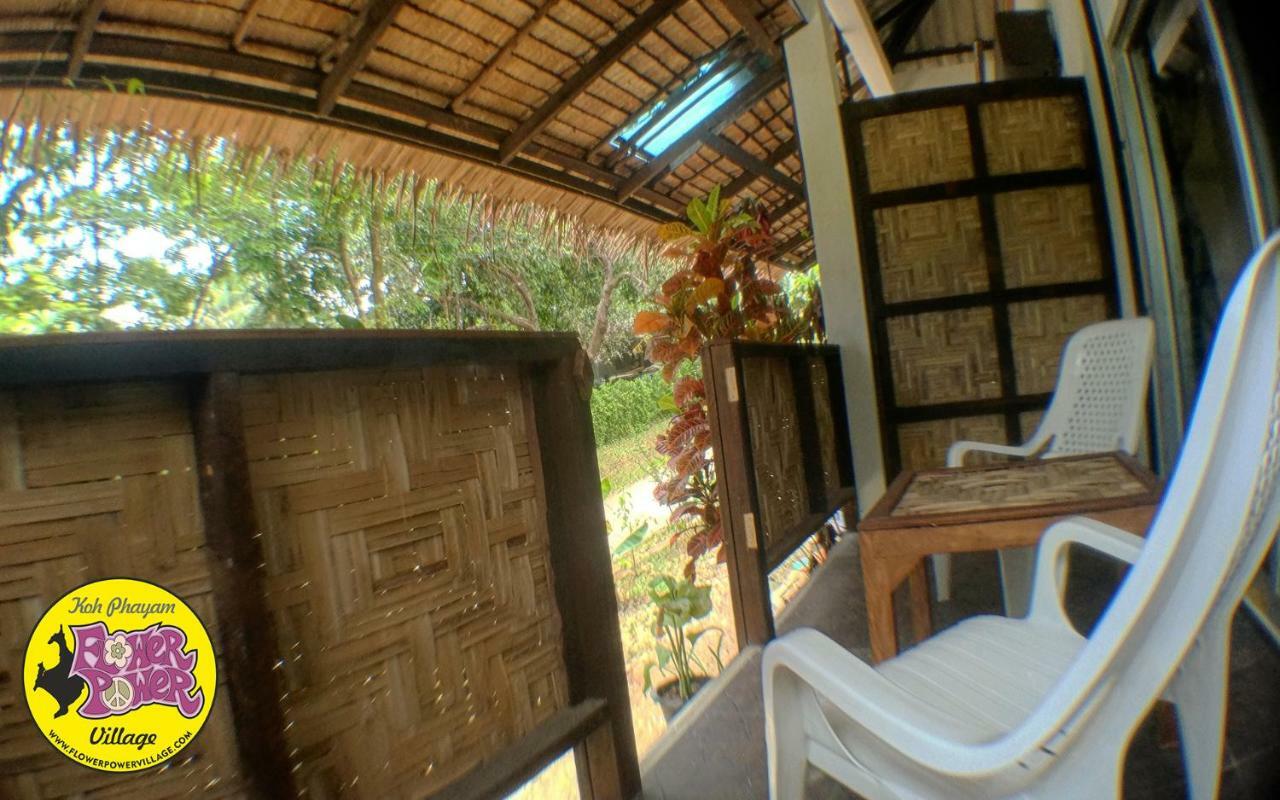 Flower Power Farm Village Koh Phayam Eksteriør billede